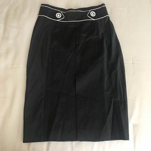 Black and white pencil skirt by Bebe